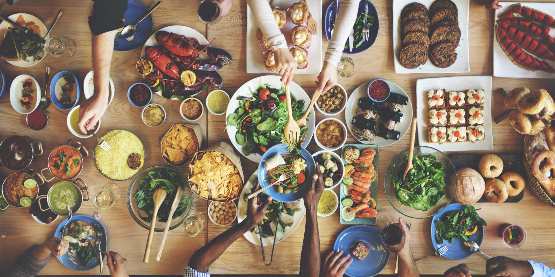 tavola cibo ospitalità intercultura